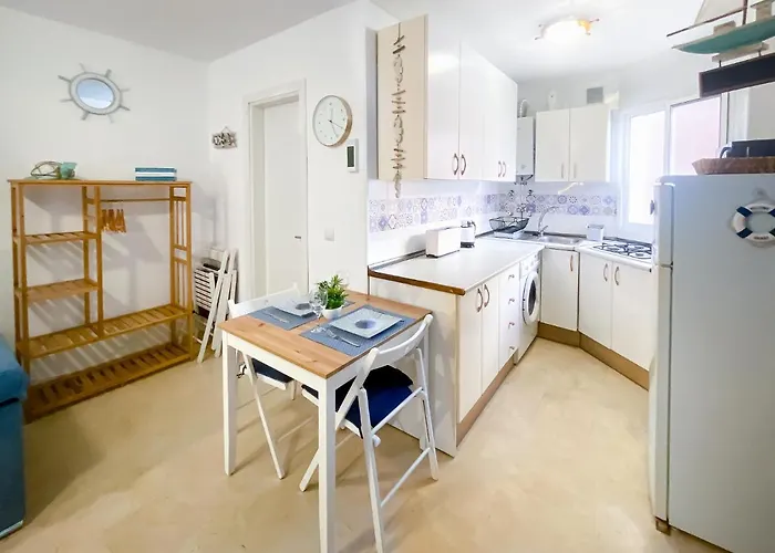 Homely Goleta Apartmán Màlaga